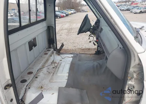 1994 Ford F150 из США, поврежденный, VIN 2FTEF15NBRCA13714